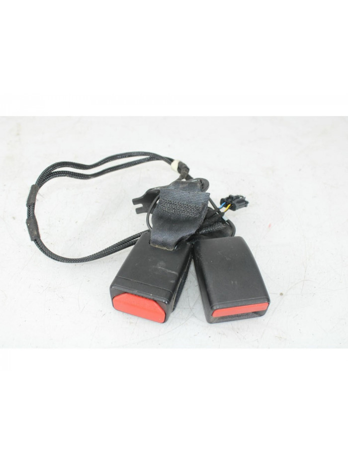 Anclaje cinturón trasero OPEL CORSA F 1.2 2021