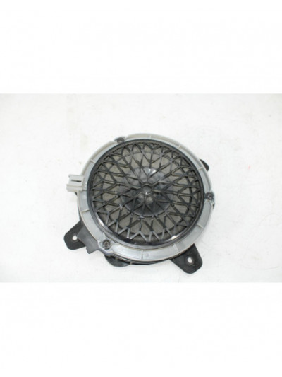 Recambio de altavoz trasero derecho para opel corsa f (p2jo) 1.2 (68) referencia OEM IAM 9823191980