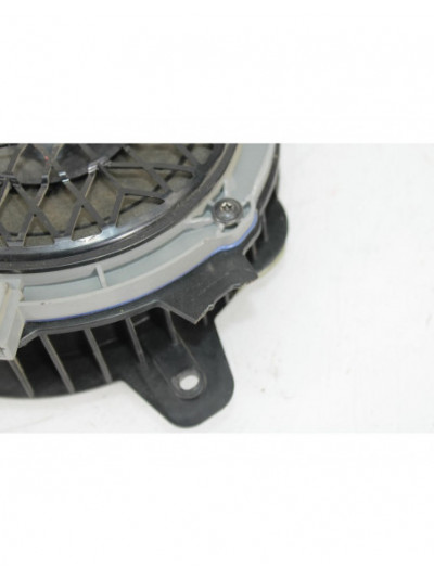 Recambio de altavoz trasero derecho para opel corsa f (p2jo) 1.2 (68) referencia OEM IAM 9823191980