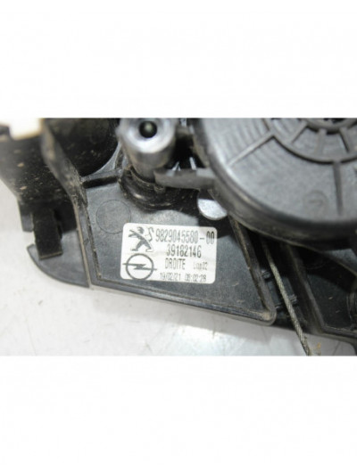 Elevalunas trasero derecho OPEL CORSA F 1.2 2021
