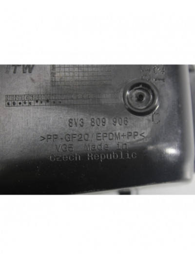 Tapa exterior combustible AUDI A3 Ambiente 2015