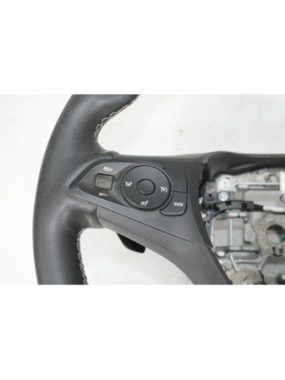 Recambio de volante para opel corsa f (p2jo) 1.2 (68) referencia OEM IAM 647390400A
