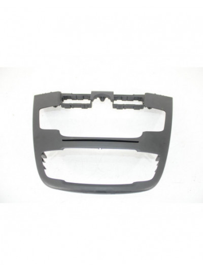 Recambio de moldura para opel insignia a (g09) 2.0 cdti (68) referencia OEM IAM 22759483