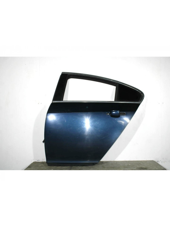Puerta trasera izquierda OPEL INSIGNIA A 2.0 CDTI 2012