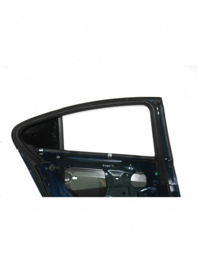 Puerta trasera izquierda OPEL INSIGNIA A 2.0 CDTI 2012