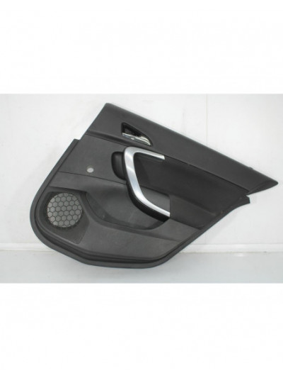 Recambio de guarnecido puerta trasera derecha para opel insignia a (g09) 2.0 cdti (68) referencia OEM IAM 13327704