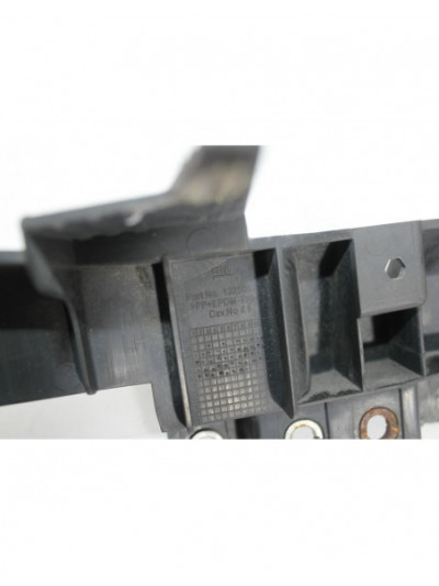 Recambio de soporte faro izquierdo para opel insignia a (g09) 2.0 cdti (68) referencia OEM IAM 13250579