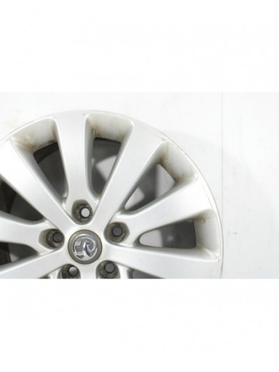 Recambio de llanta para opel astra j lim. selective referencia OEM IAM 3138/2