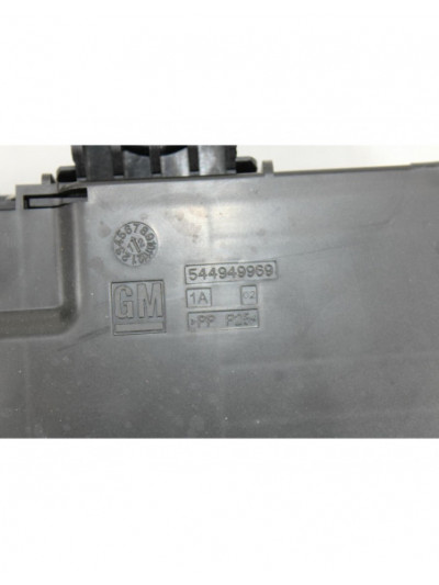 Recambio de caja reles / fusibles para opel insignia a (g09) 2.0 cdti (68) referencia OEM IAM 529050199