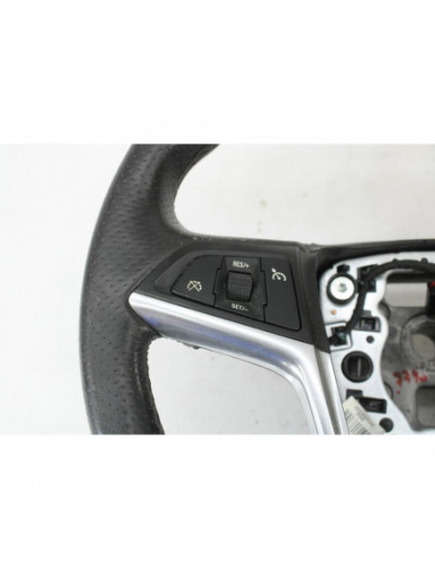 Volante OPEL INSIGNIA A 2.0 CDTI 2012