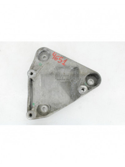 Recambio de soporte compresor para opel adam (m13) 1.2 referencia OEM IAM 55577637