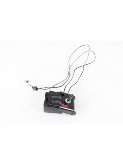 Recambio de anclaje cinturon trasero para opel adam (m13) 1.2 referencia OEM IAM 13350033