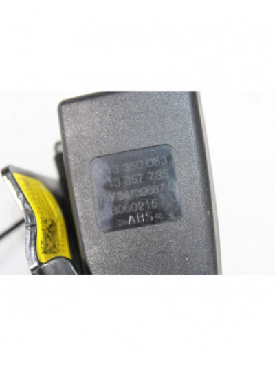 Recambio de anclaje cinturon trasero para opel adam (m13) 1.2 referencia OEM IAM 13350033