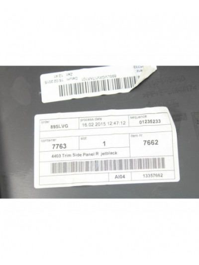 Recambio de guarnecido trasero derecho para opel adam (m13) 1.2 referencia OEM IAM 13357662