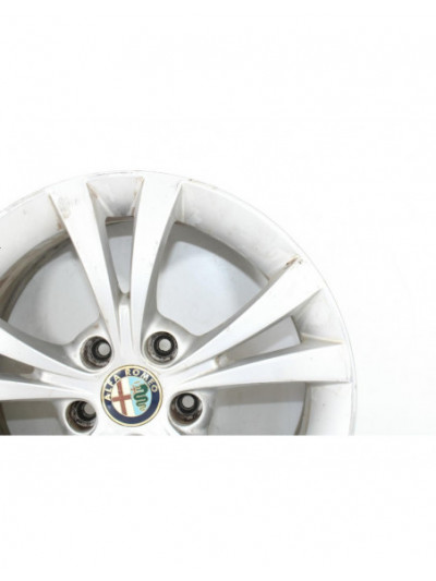 Recambio de llanta para alfa romeo giulietta (191) sprint referencia OEM IAM 4052/4