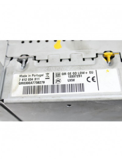 Recambio de sistema navegacion gps para opel insignia berlina edition referencia OEM IAM 13337251