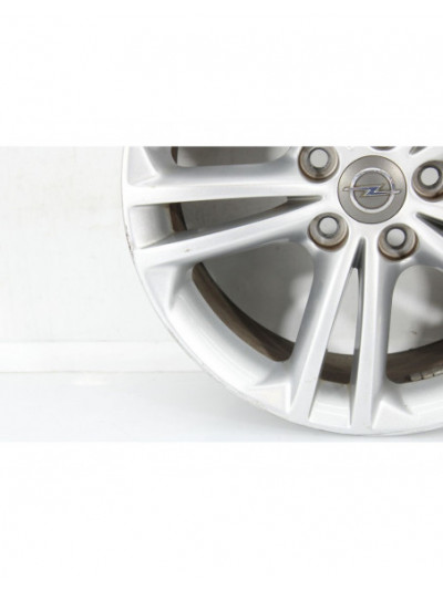 Recambio de llanta para opel insignia a (g09) 2.0 cdti 4x4 (68) referencia OEM IAM 02UYD