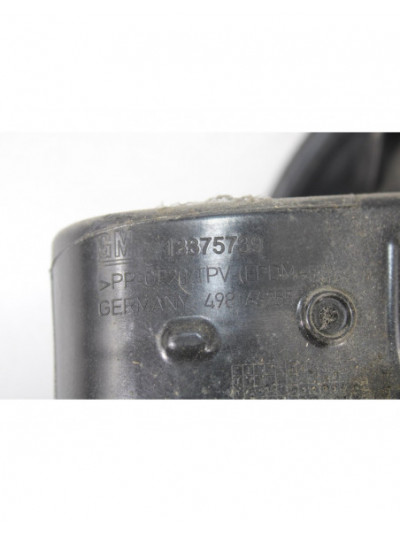Recambio de tapa exterior combustible para opel astra j lim. selective referencia OEM IAM 13375739
