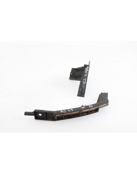 Recambio de sujecion derecha paragolpes para audi tt (8n3/8n9) 1.8 t quattro coupe (165kw) referencia OEM IAM 8N0807454