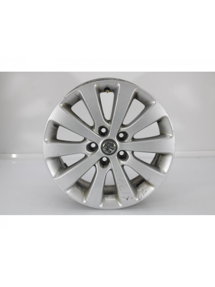 Recambio de llanta para opel astra j lim. selective referencia OEM IAM 31382