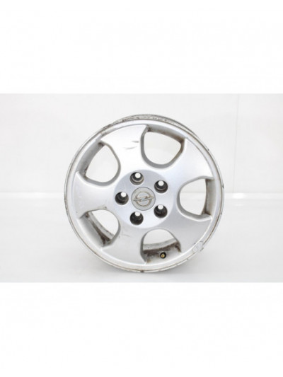 Recambio de llanta para opel vectra b berlina básico referencia OEM IAM 605053