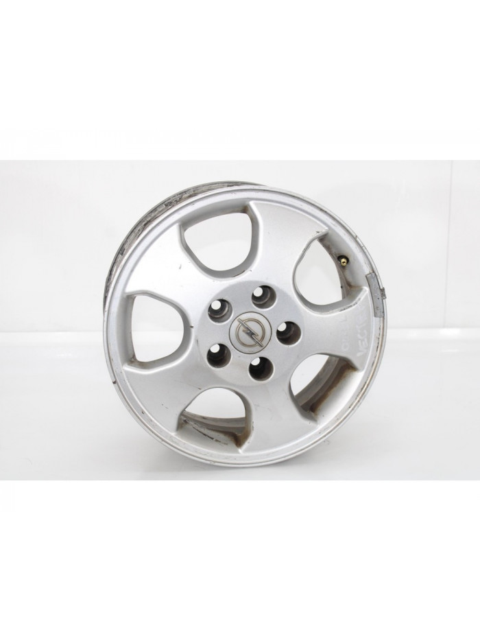 Recambio de llanta para opel vectra b berlina básico referencia OEM IAM 605051