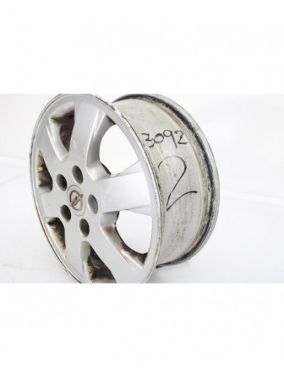 Recambio de llanta para opel vectra b berlina básico (1999) referencia OEM IAM INTRA625052