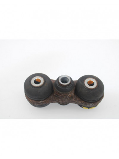 Recambio de silentblock para opel astra j gtc selective referencia OEM IAM 18882257