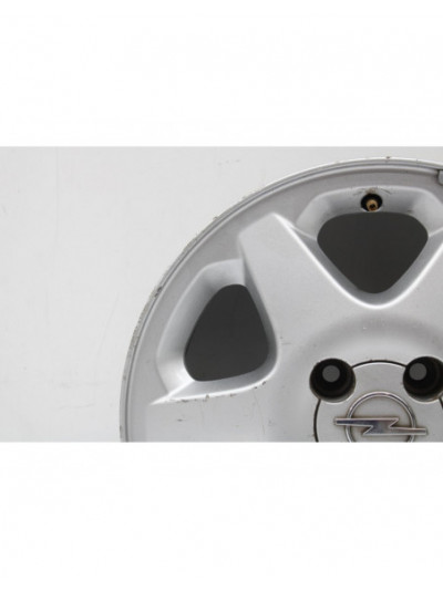 Recambio de llanta para opel corsa c blue line referencia OEM IAM 36583
