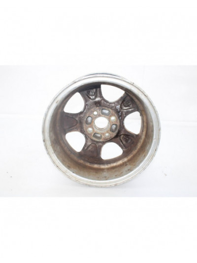 Recambio de llanta para opel corsa a básico referencia OEM IAM 761104251