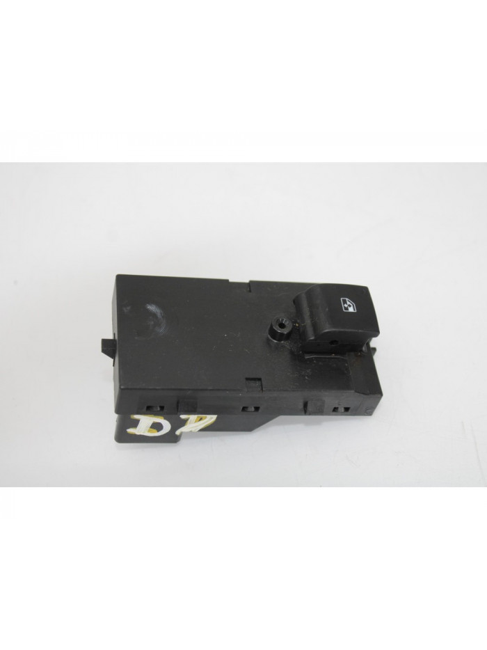 Mando elevalunas delantero derecho OPEL ASTRA J GTC Selective 2012