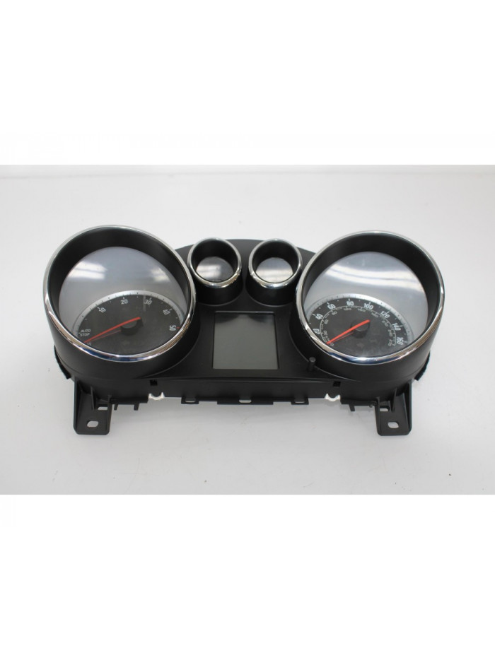 Cuadro instrumentos OPEL ASTRA J GTC Selective 2012