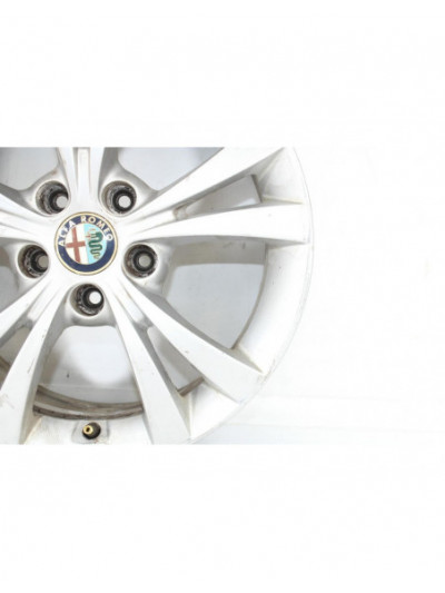 Recambio de llanta para alfa romeo giulietta (191) sprint referencia OEM IAM 4052/4