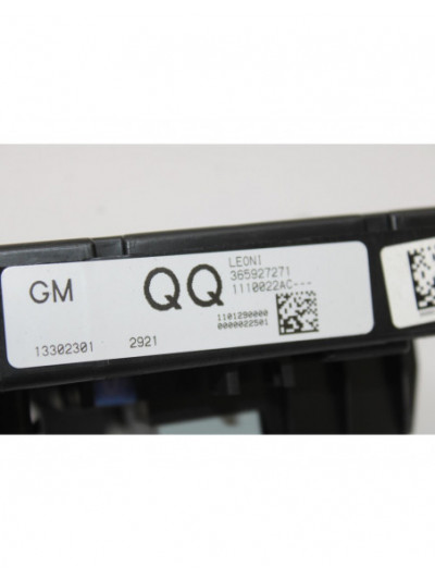 Caja reles / fusibles OPEL ASTRA J GTC Selective 2012