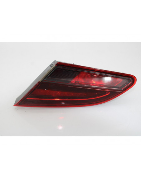 Recambio de piloto trasero derecho interior para opel astra j gtc selective referencia OEM IAM 13281882