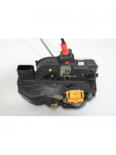 Recambio de cerradura puerta delantera derecha para opel astra j gtc selective referencia OEM IAM 13579523