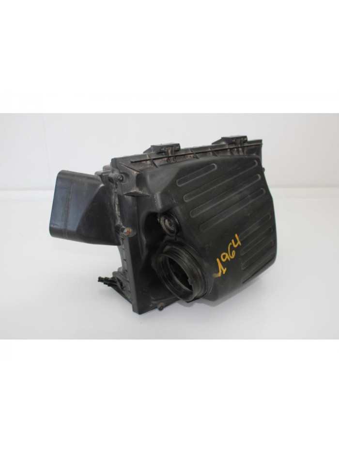 Recambio de filtro aire para opel insignia berlina excellence referencia OEM IAM 55560889
