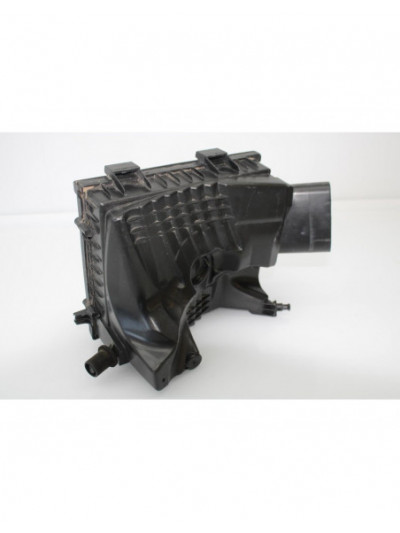 Recambio de filtro aire para opel insignia berlina excellence referencia OEM IAM 55560889