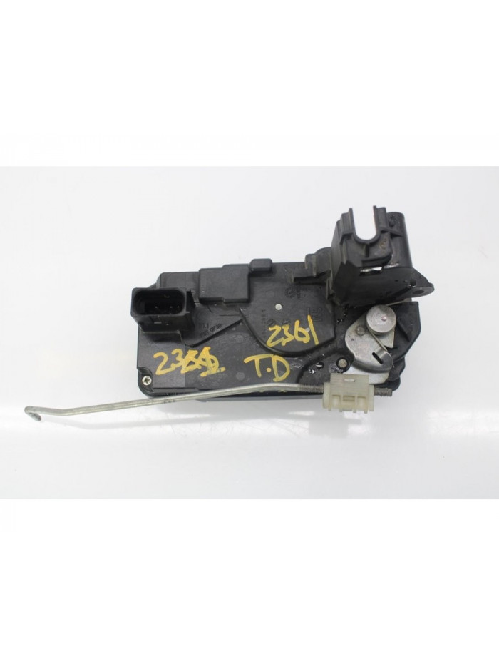 Cerradura puerta trasera derecha OPEL ZAFIRA B 1.9 CDTI 2005