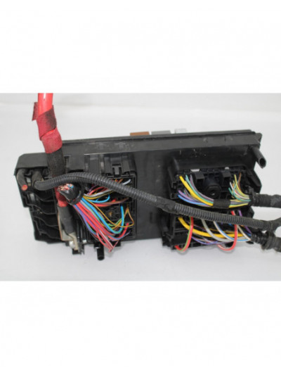 Caja reles / fusibles OPEL ASTRA J GTC Selective 2012