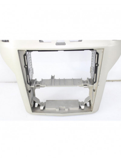 Recambio de moldura consola central salpicadero para opel zafira b cosmo referencia OEM IAM 13144401