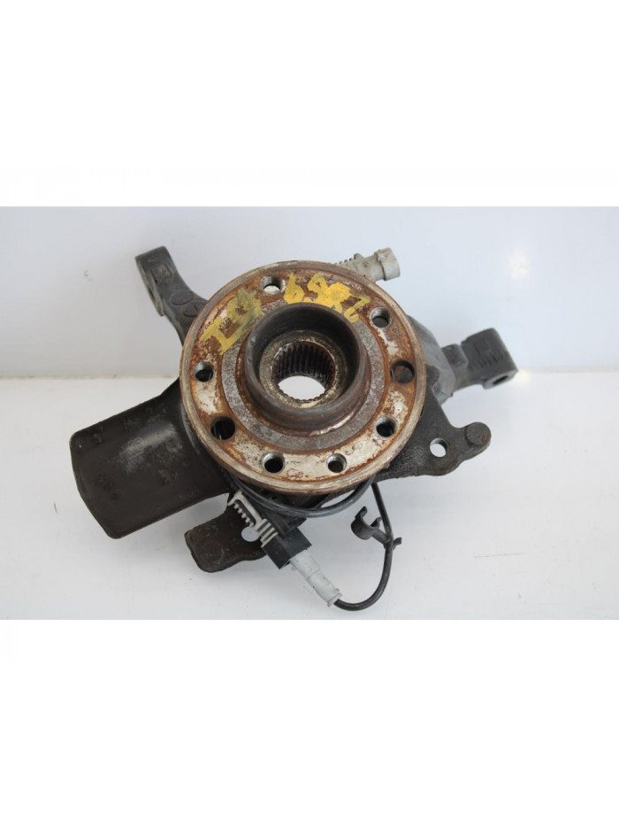 Recambio de mangueta delantera derecha para opel astra gtc sport referencia OEM IAM 13111670