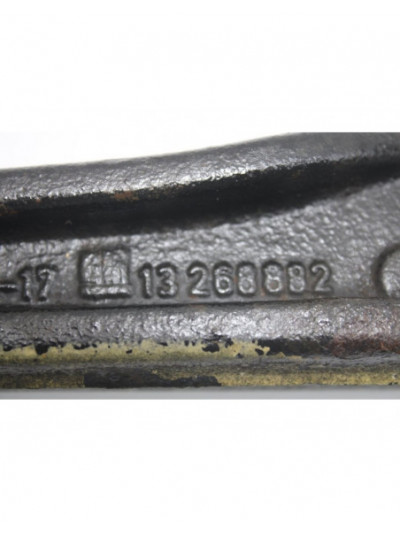 Recambio de brazo suspension superior trasero derecho para opel insignia berlina expression referencia OEM IAM 13268882