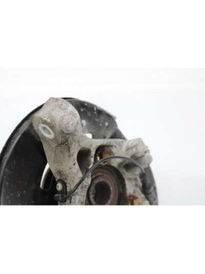 Recambio de mangueta delantera derecha para opel astra j lim. selective referencia OEM IAM 13324459