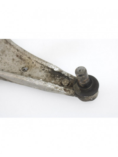Recambio de brazo suspension inferior delantero izquierdo para opel astra j lim. selective referencia OEM IAM 13334021