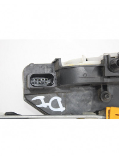 Recambio de cerradura puerta delantera derecha para opel insignia berlina expression referencia OEM IAM 3023880