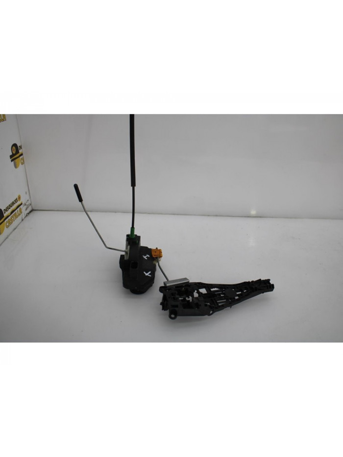 Recambio de cerradura puerta trasera derecha para opel insignia berlina expression referencia OEM IAM 3023880