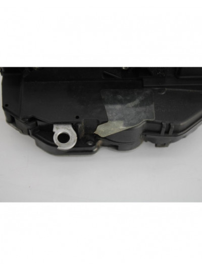 Recambio de cerradura puerta trasera izquierda para opel insignia berlina expression referencia OEM IAM 3023881