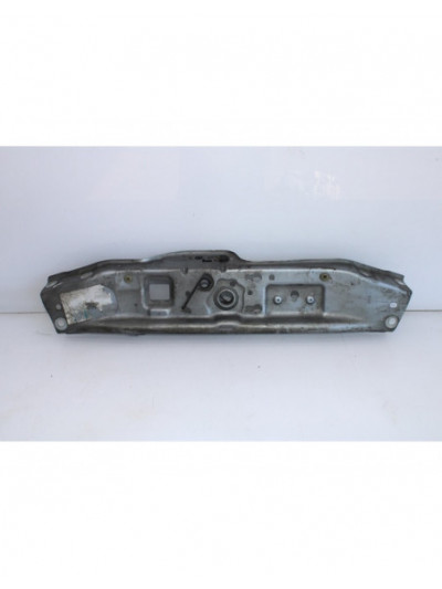 Recambio de travesaño superior para opel zafira b 1.9 cdti referencia OEM IAM 13158750