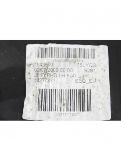 Recambio de guarnecido puerta delantera izquierda para opel insignia berlina edition referencia OEM IAM 13277377